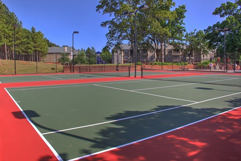 Luxury Apartments in Lawrenceville| Wesley St. Claire Apartments | Tennis Court